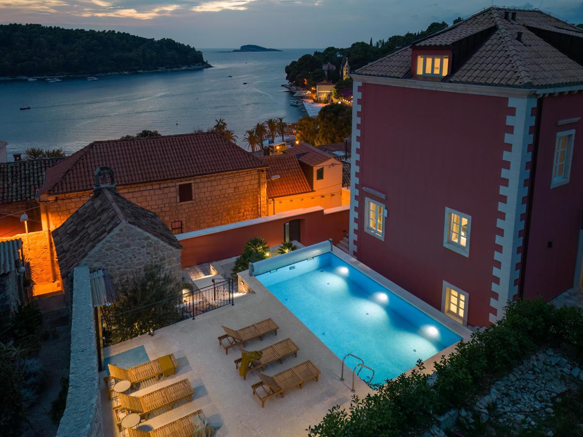 Cavtat Old School Apartment ภายนอก รูปภาพ